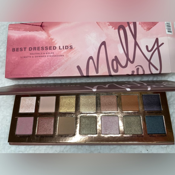 Brand New Mally Beauty Best Dressed Lids Palette - Picture 2 of 3